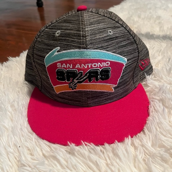 San Antonio Spurs Hat - Picture 1 of 4